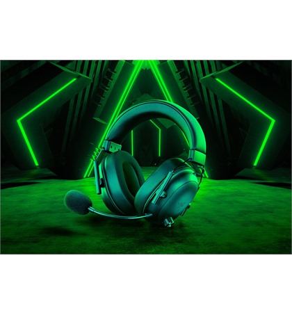 Razer BlackShark V2 HyperSpeed - Wireless Ultra-Lightweight Esports ...