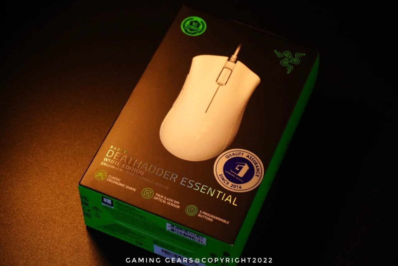 Razer Deathadder Essential 6400 DPI Gaming Mouse White